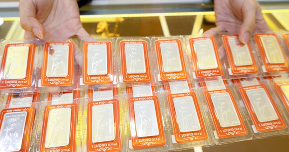 Giá bạc hôm nay 27-3: Người mua "bạc giấy" 120 triệu đồng/kg, lúc nhận chỉ còn 73 triệu đồng