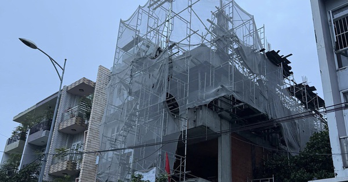 Người xây nhà “choáng váng” vì giá vật liệu tăng từng tuần