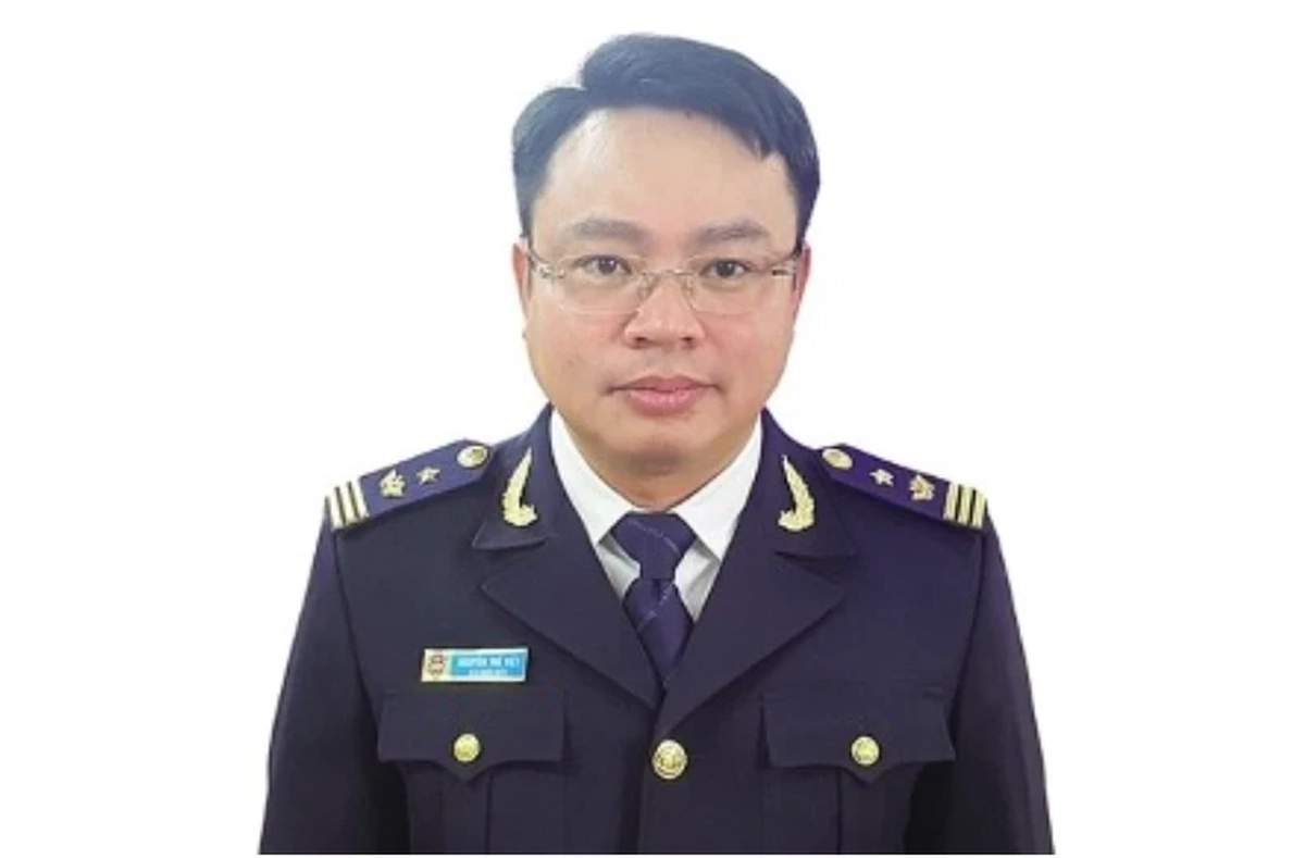 2 cựu cán bộ Hải quan nhận tiền tỷ "nhắm mắt" cho doanh nghiệp thông quan 4 lô hàng