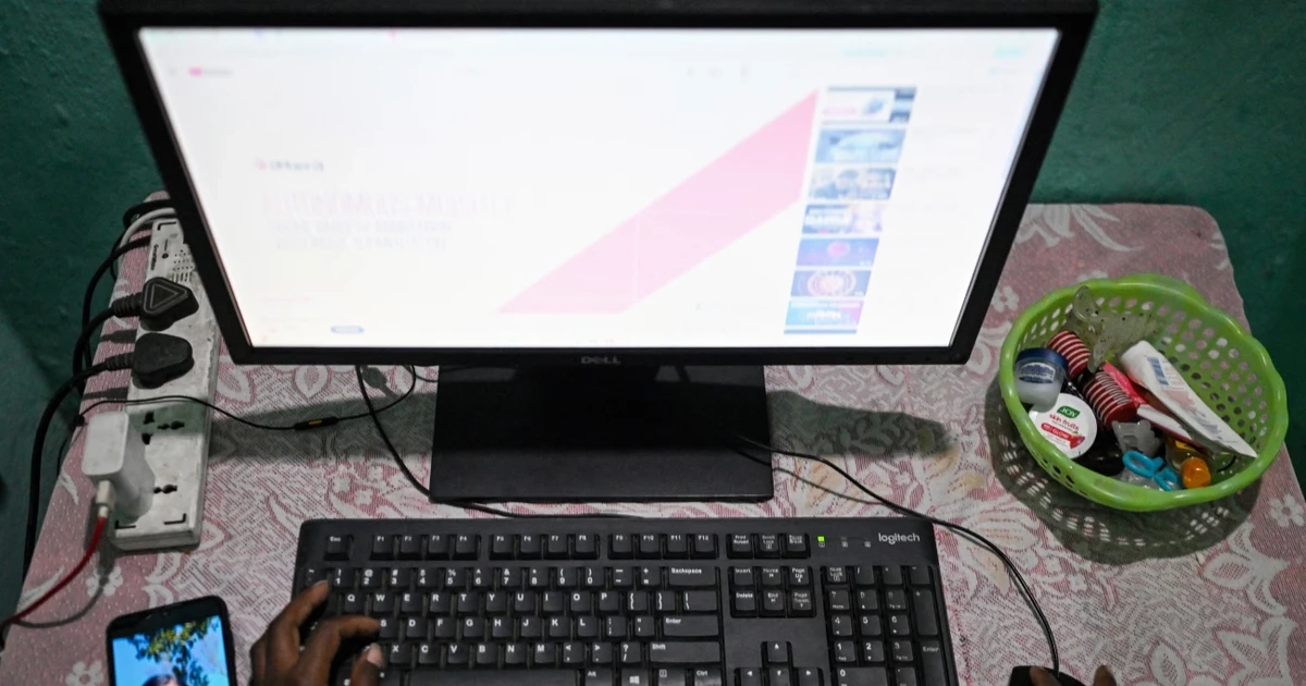 Rủi ro khi bán danh tính cho AI