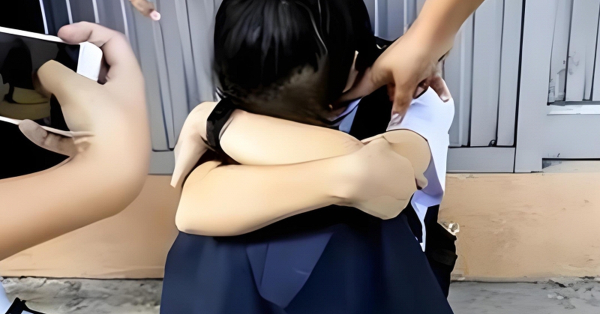 Chế ảnh AI, lập nhóm "bóc phốt" bạn: Hình thức bạo lực học đường mới đầy tinh vi đang bủa vây học sinh