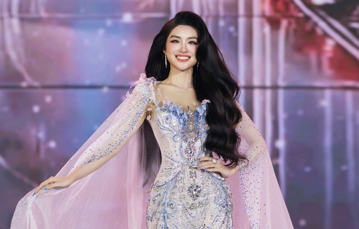 Phan Phương Oanh đến từ Hà Nội đăng quang Miss World Vietnam 2025