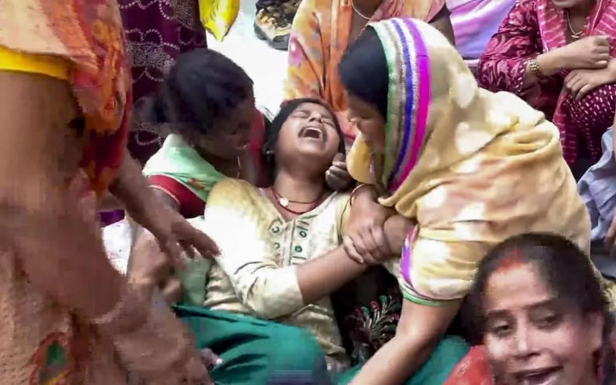 Giẫm đạp ở đền thờ Ấn Độ khiến ít nhất 9 người thiệt mạng