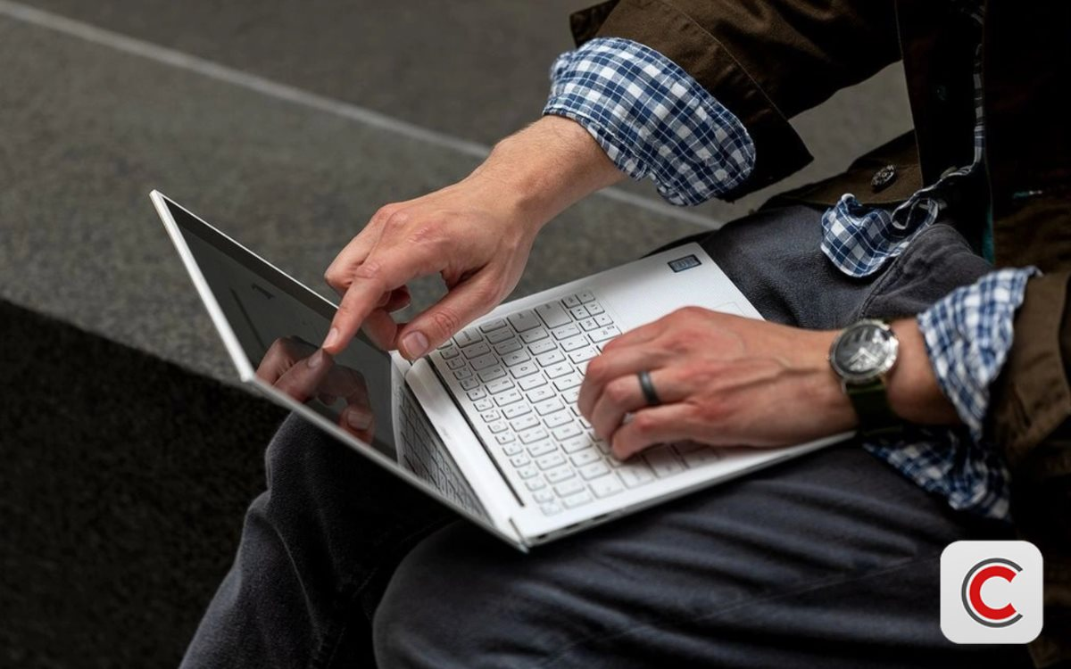 Xem phim "lậu" - Câu chuyện không của riêng quố...