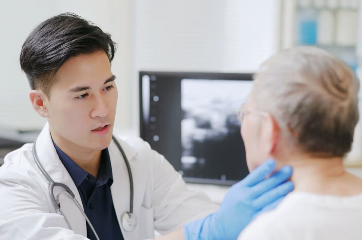 Bác sĩ cảnh báo: 3 thói quen đàn ông phải bỏ ngay nếu không muốn tử vong sớm