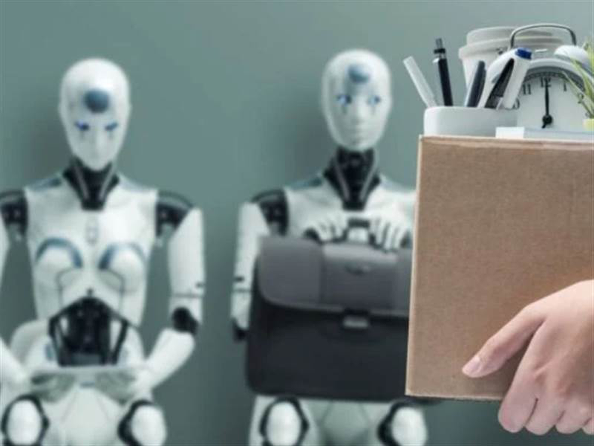 AI có thể “xóa sổ” hơn 9,3 triệu việc làm tại Mỹ: Đây là nhóm ngành dễ bị hạ gục, đối diện nghịch lý càng giỏi càng dễ mất việc!