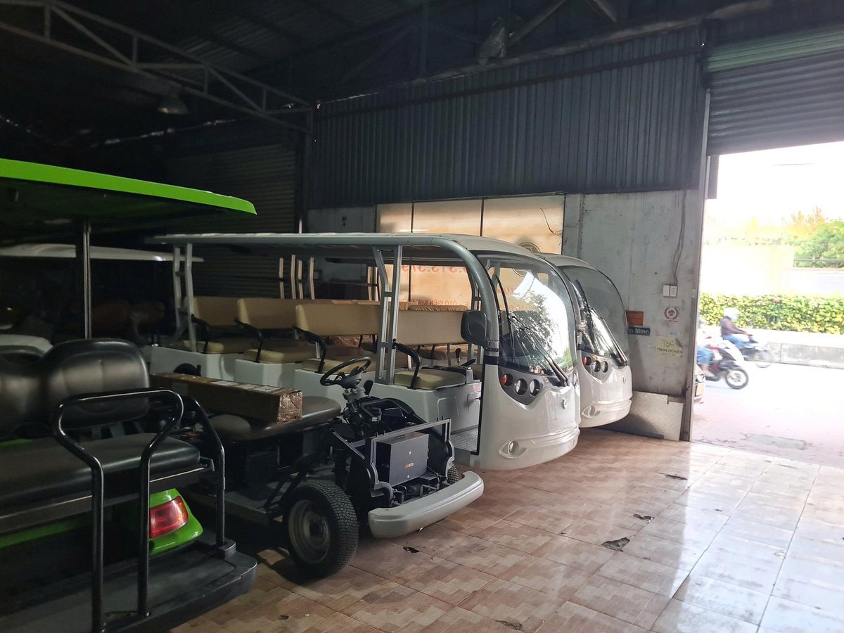 Công an TP.HCM tìm chủ nhân của 8 xe điện