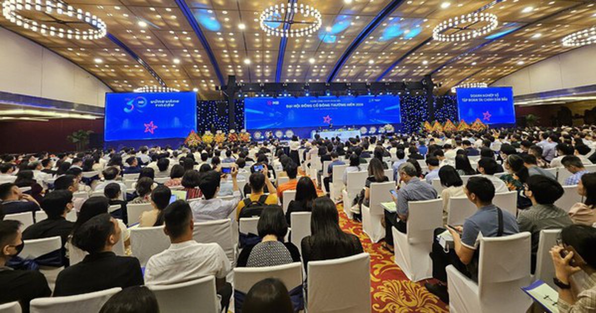 Một ngân hàng có thêm 86.000 cổ đông chỉ sau 1 năm