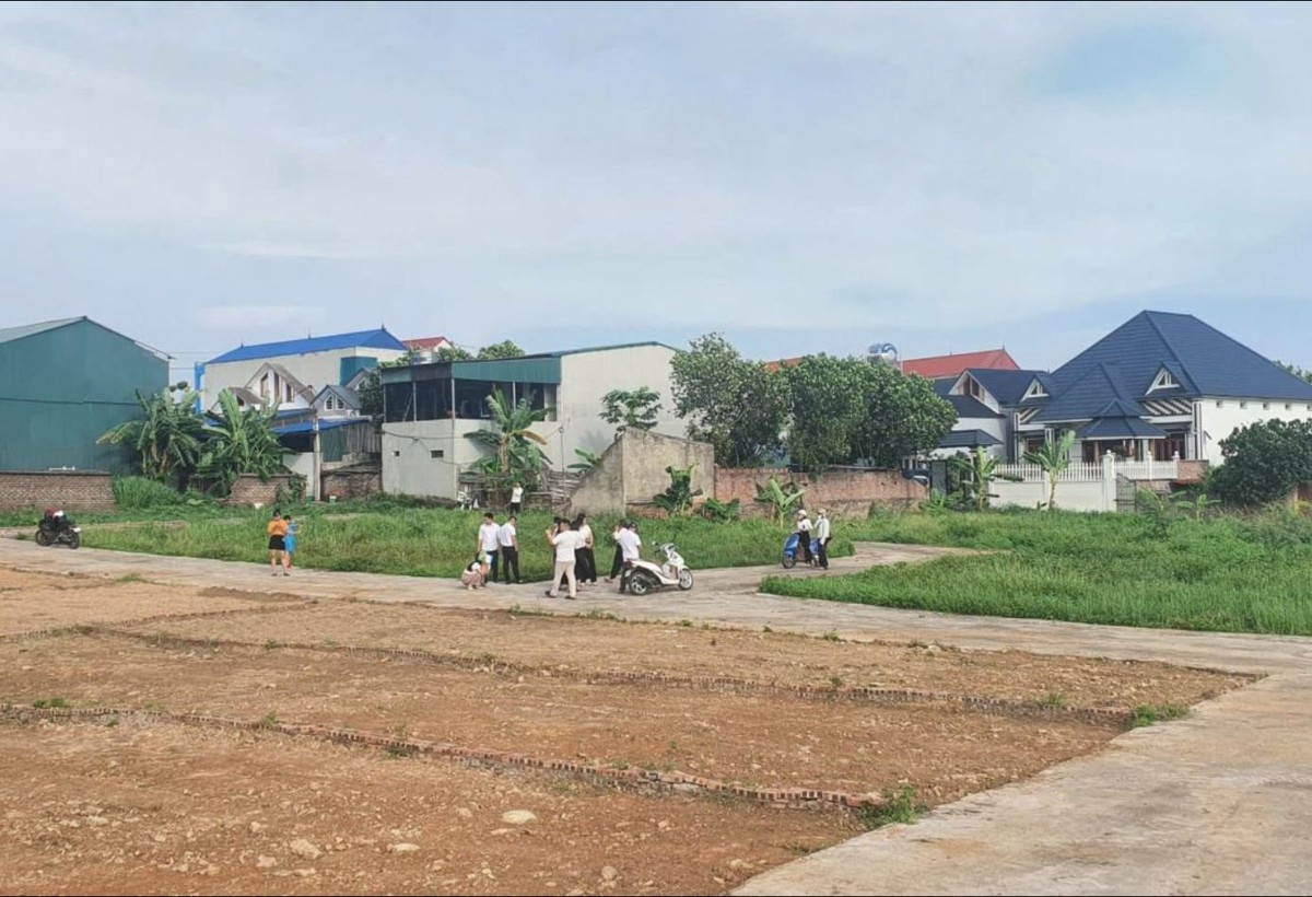 Đề xuất mới nhằm siết tình trạng mua bán nhà đất “hai giá”