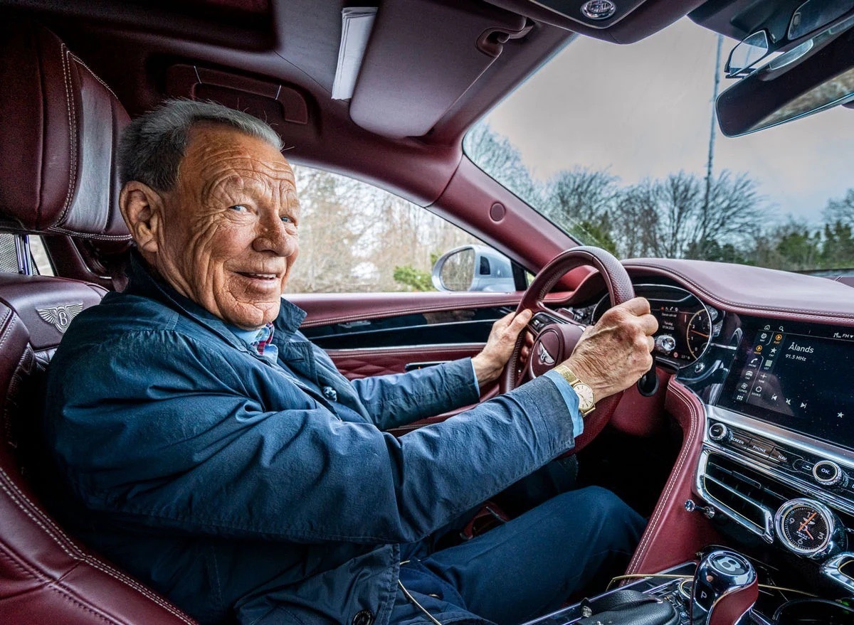 Bị phạt 3,6 tỷ đồng vì lái xe quá tốc độ, người đàn ông vẫn thấy mình may mắn