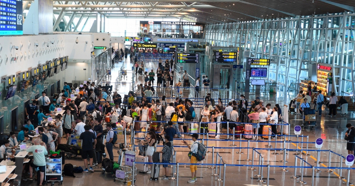 Từ 10.4, khách Việt chính thức được đi lối riêng khi đến sân bay Đà Nẵng