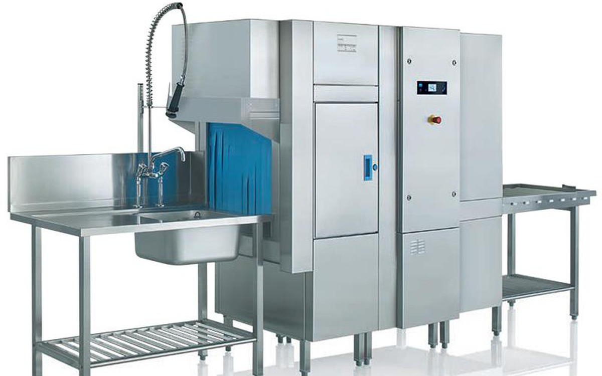 Máy rửa bát công nghiệp - Giải pháp cho gian bếp của doanh nghiệp F&B