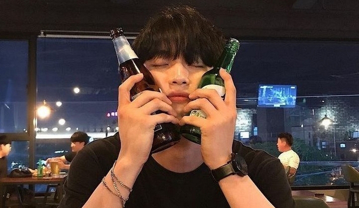 4 thói quen "phá thận" nhanh nhất của nam giới đã được tiết lộ: Uống nhiều rượu bia chẳng ngờ đứng cuối danh sách