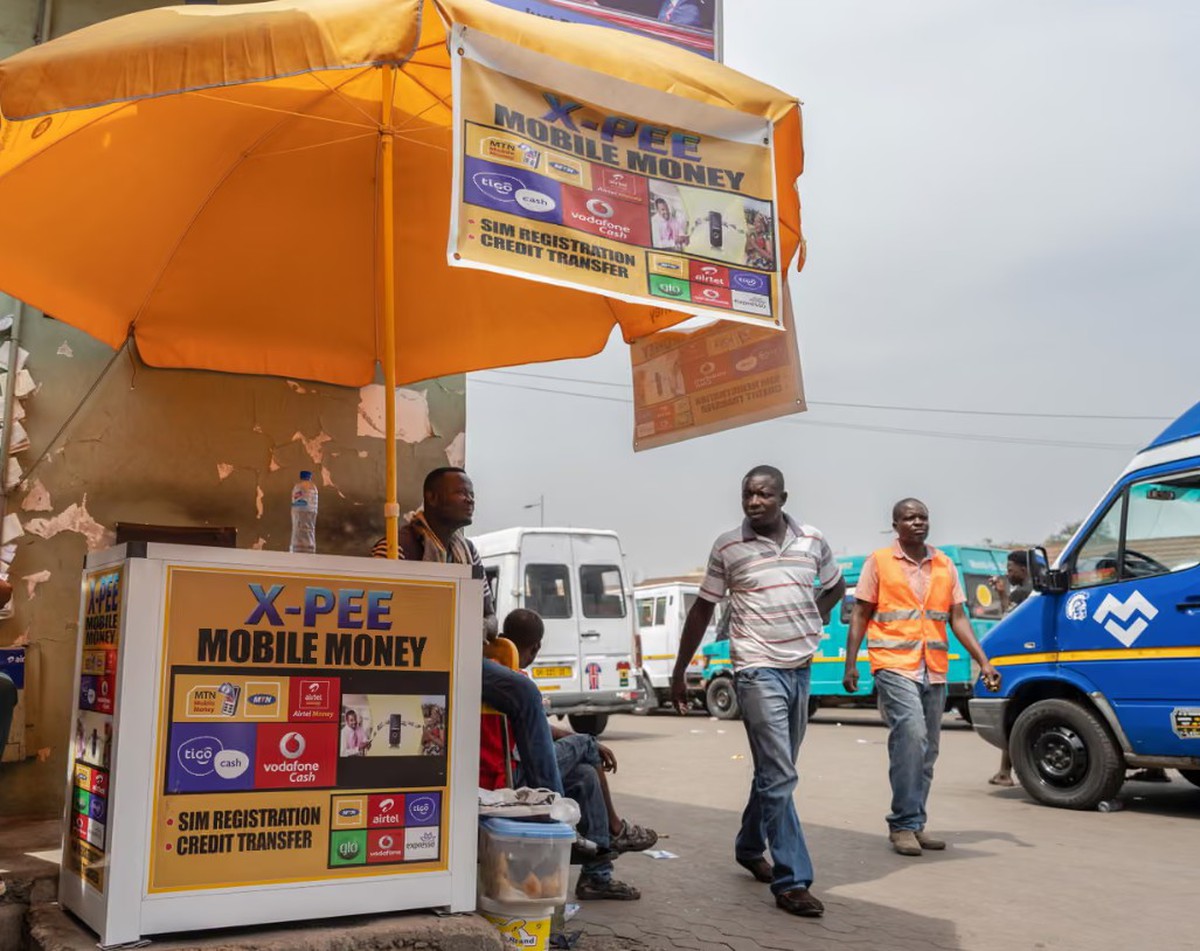 Gánh nặng "thuế đen" của người lao động xa quê: Một người đi làm nuôi sống cả đại gia đình, chấp nhận từ bỏ ước mơ mua nhà, sinh con
