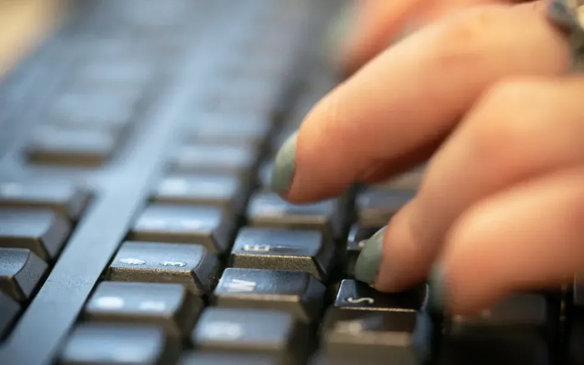 Nhiều nhân viên Mỹ vẫn không muốn dùng AI trong công việc