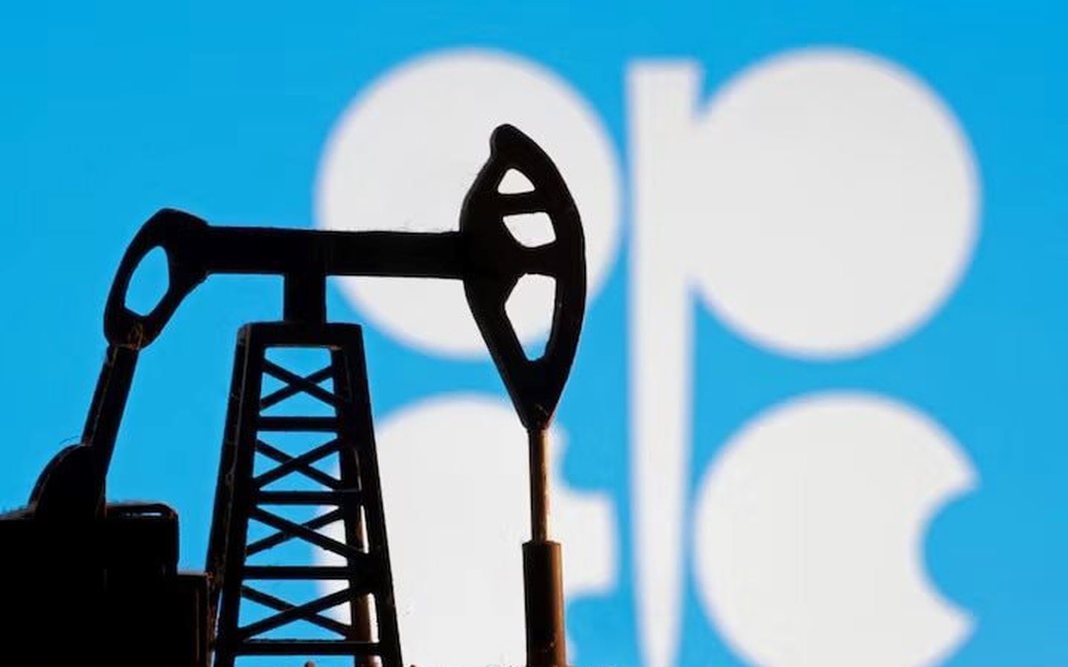 Sáng nay, dầu "sập giá" về dưới 90 USD/thùng - ...