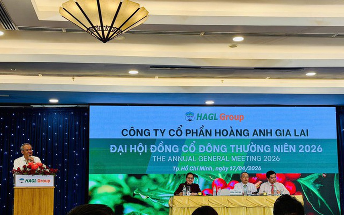 Bầu Đức: Cổ đông có tiền cứ mua thêm, 1-2 năm n...