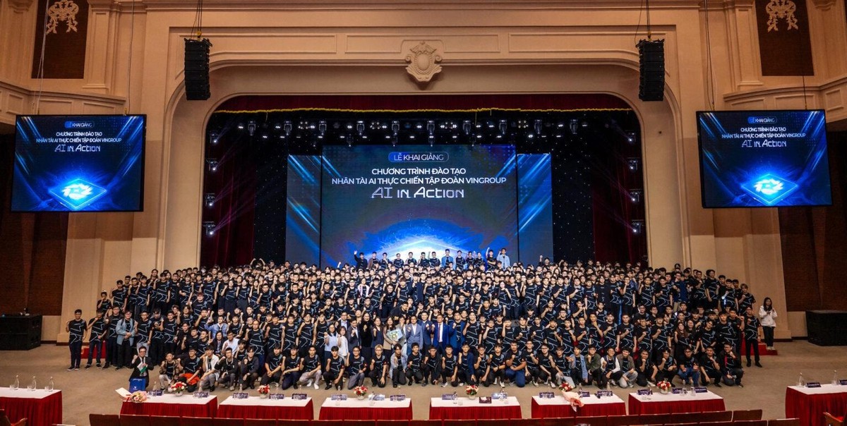 Vingroup lần đầu mở khoá đào tạo 20.000 người, học xong có thể làm cho tỷ phú Phạm Nhật Vượng với thu nhập tới 50 triệu/tháng