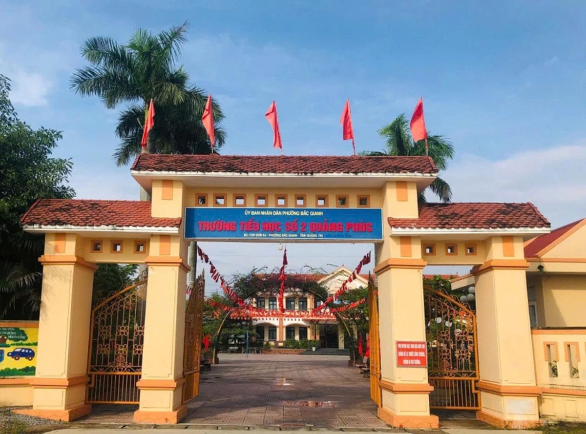 Tạm đình chỉ hiệu trưởng trường tiểu học ở Quảng Trị để điều tra dấu hiệu "chạy" hợp đồng