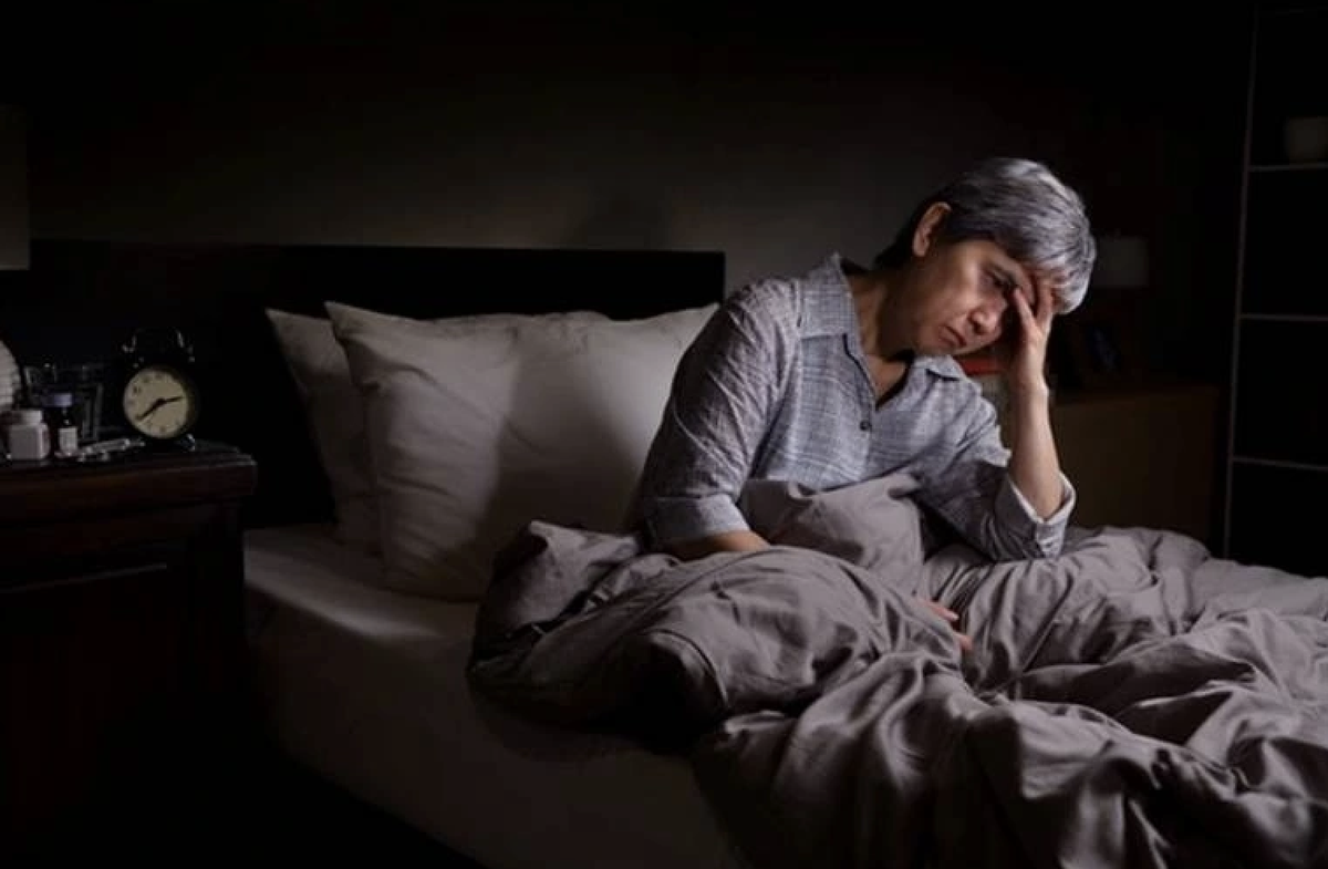 Chuyên gia cảnh báo: 5 DẤU HIỆU mà nam giới tuổi trung niên thường gặp - Nếu bạn chưa thấy, thì xin chúc mừng