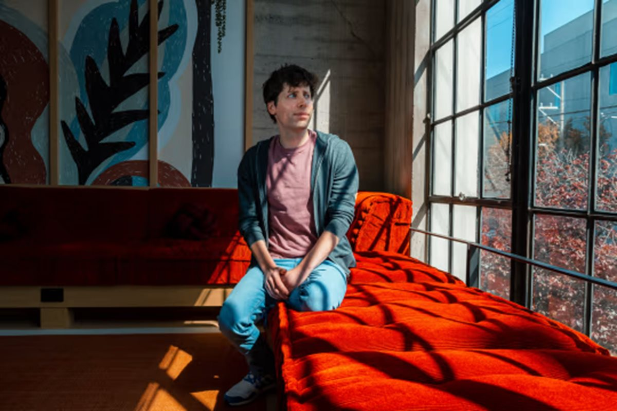 Lương cơ bản 8 tỷ đồng/năm vẫn bị "xua đuổi": N...