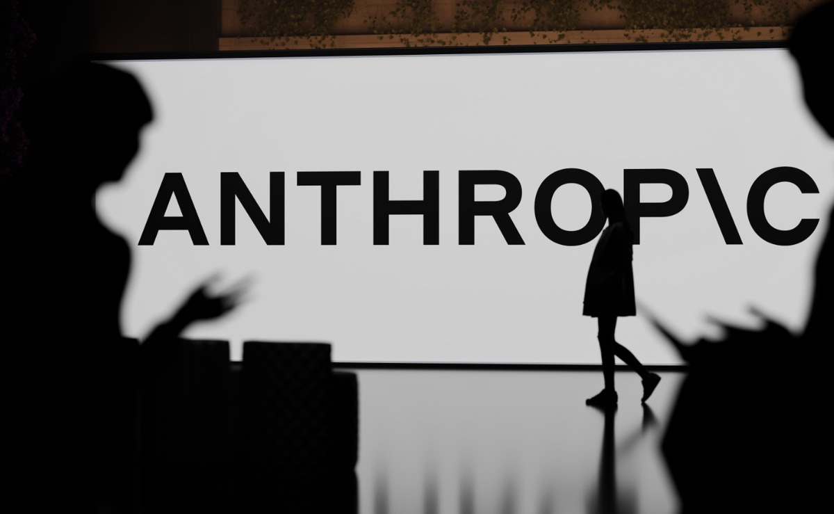 Bất ngờ bị Anthropic "đánh sập toàn bộ tổ chức", startup nếm trái đắng vì trót giao "nút bấm" sinh tử cho AI