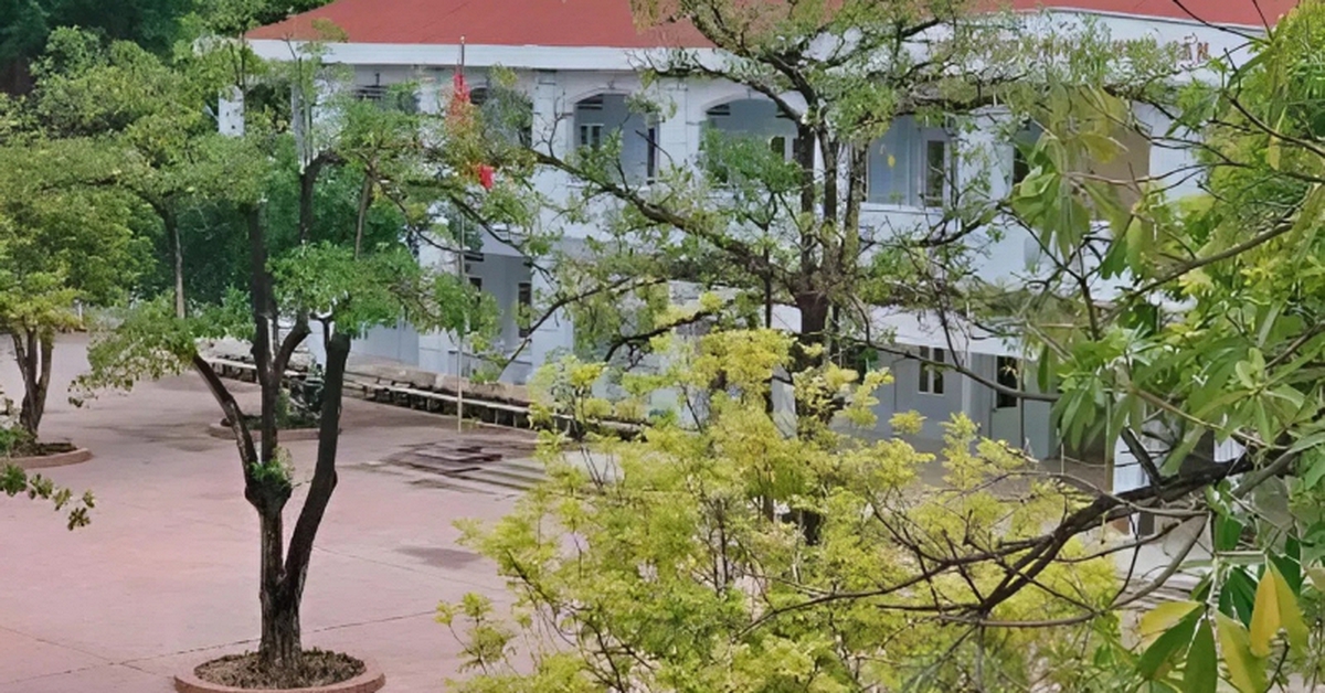 Hà Nội có một trường làng: Điểm đầu vào lớp 10 thấp "lè tè" nhưng thành tích không hề vừa, cứ nhìn danh sách này là rõ!