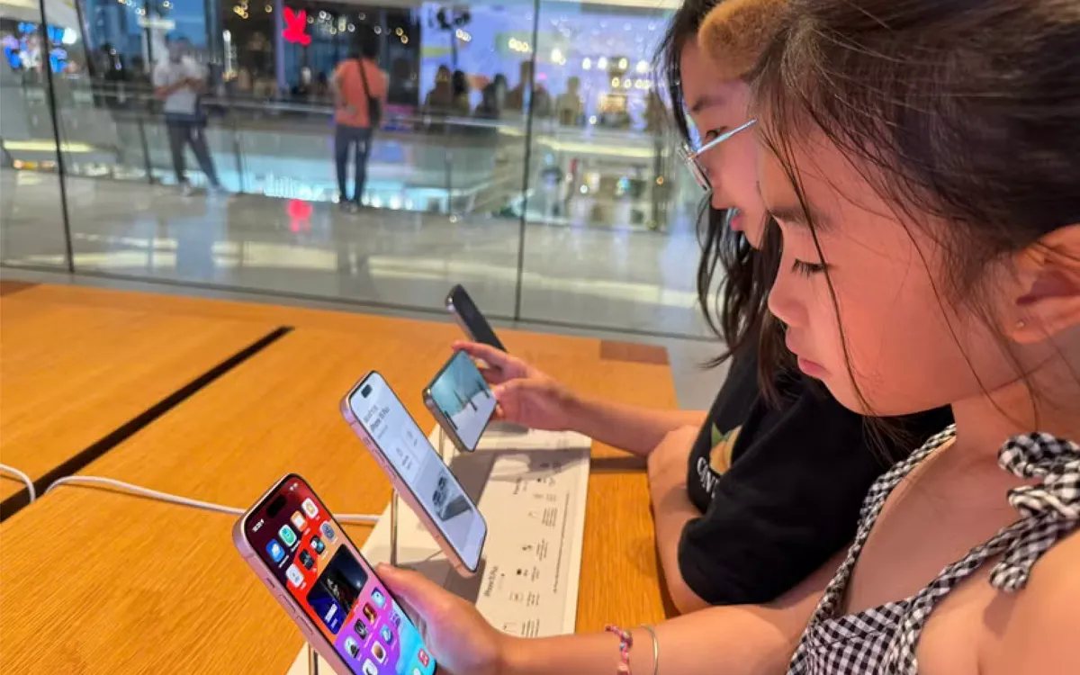 Tăng cường kiểm soát việc sử dụng mạng xã hội của trẻ vị thành niên