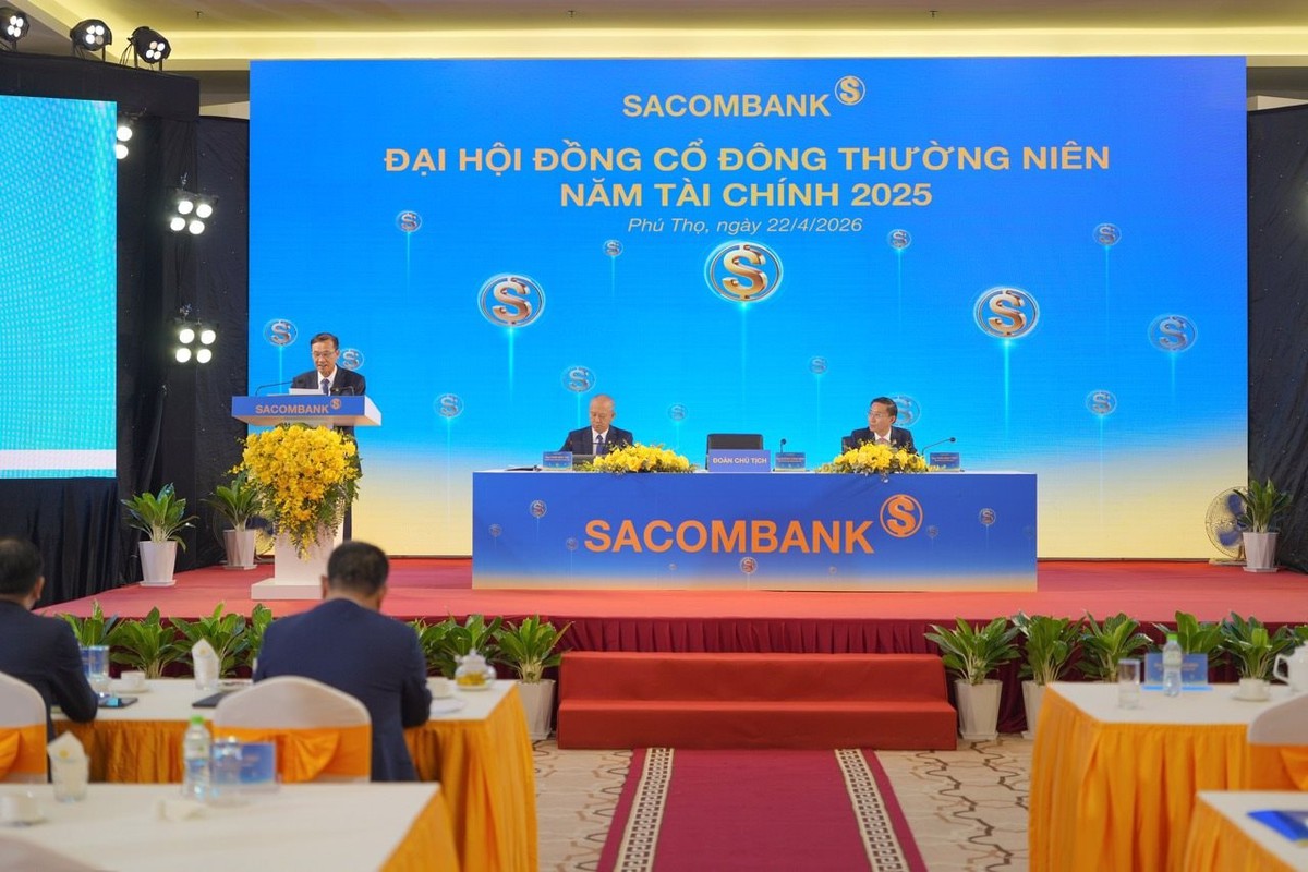 ĐHĐCĐ Sacombank: Lãnh đạo ngân hàng giải đáp lo...