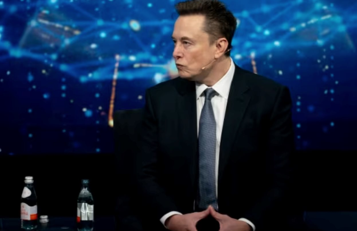 Tesla vừa làm 1 điều không tưởng, canh bạc tất ...