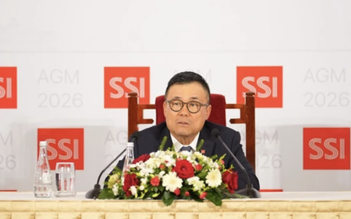 Cổ đông hỏi có dám “hứa” cổ phiếu SSI tăng như Vingroup, Chủ tịch Nguyễn Duy Hưng: “Không nghĩ đến chuyện đó, chứ chưa nói đến việc hứa”