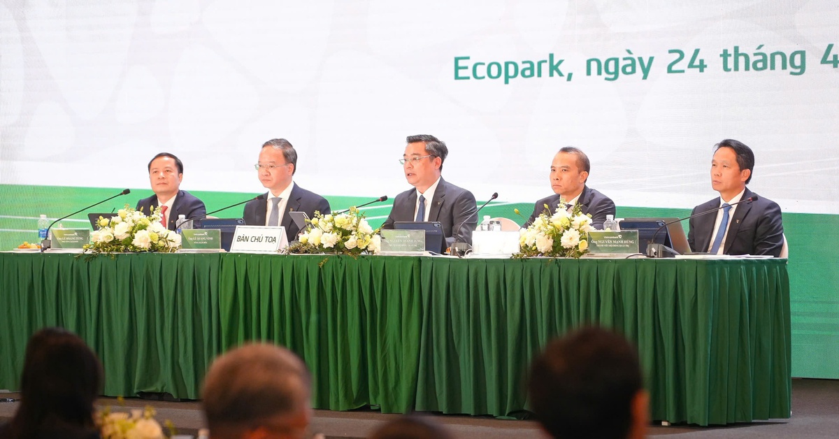 Không chạy theo lợi nhuận từ bất động sản - Chủ...