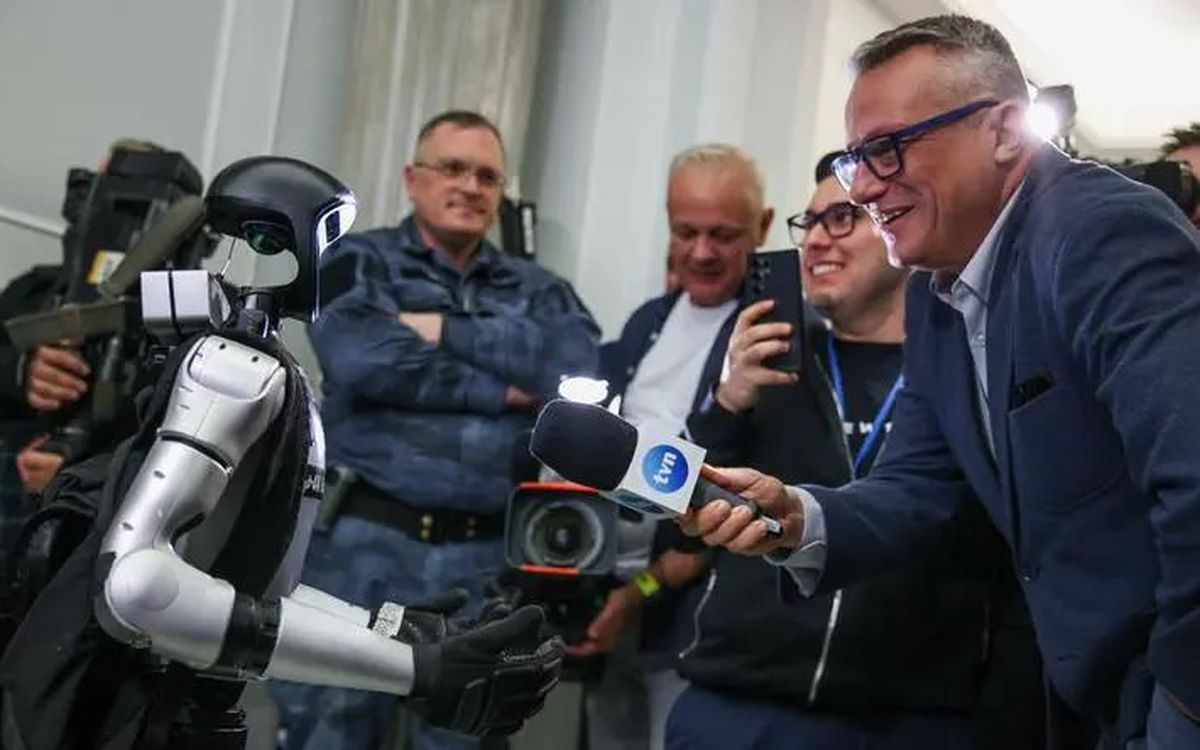 90% đơn hàng robot hình người chỉ để… chụp ảnh?...