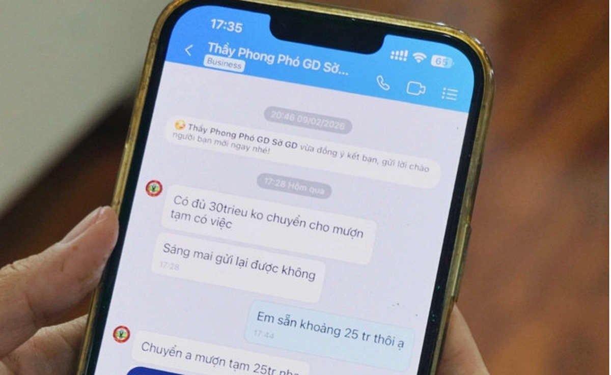 "Anh mượn tạm 30 triệu", tin nhắn khiến một Phó Giám đốc Sở phải thông báo khẩn