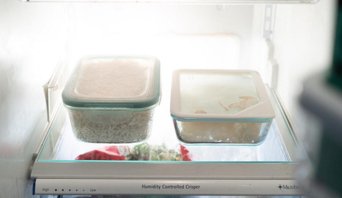 Cơm nguội không ăn hết nên để ngăn đá hay ngăn mát tủ lạnh? Thì ra nhiều người đang làm sai