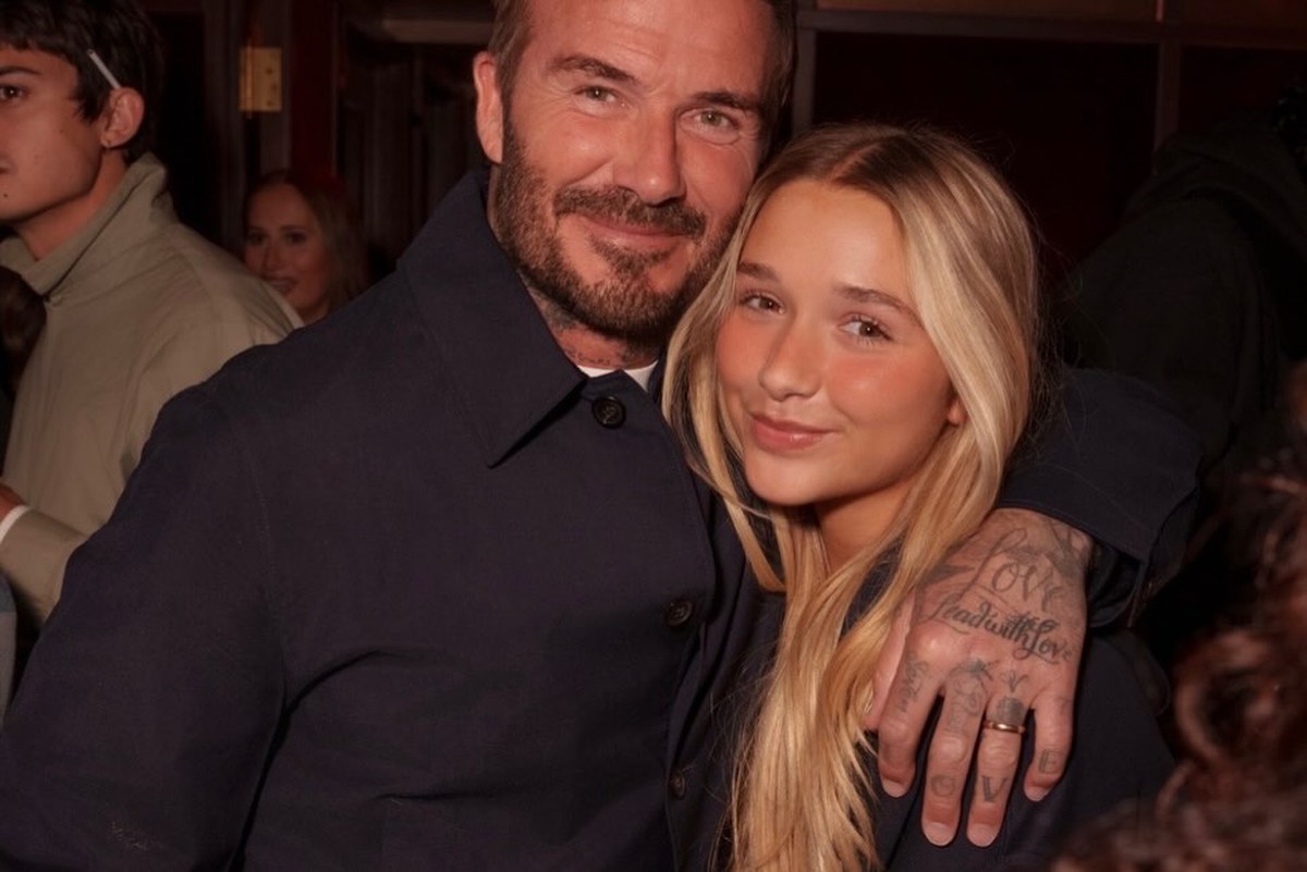 Không còn là "công chúa nhỏ", Harper Beckham "lột xác" thành thiếu nữ, chiếm trọn spotlight bên David Beckham