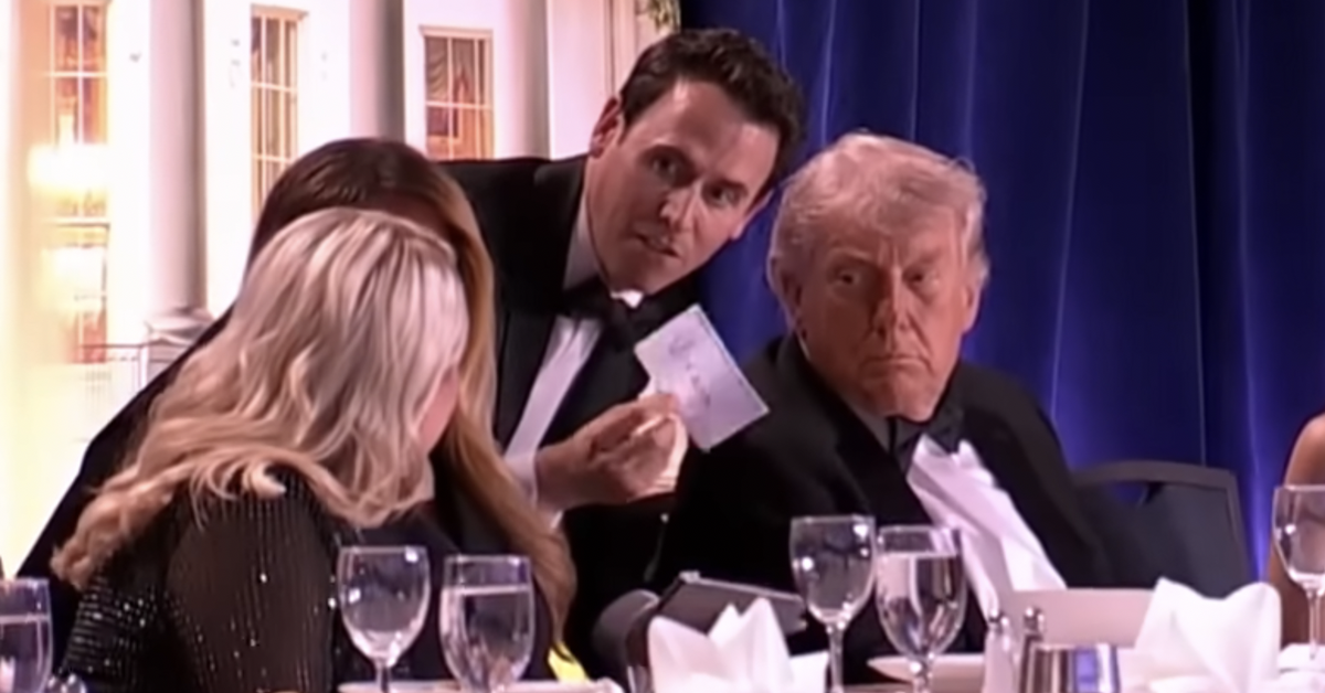 Những điều kỳ lạ trong đêm tiệc Nhà Trắng ít ai để ý vì vụ nổ súng