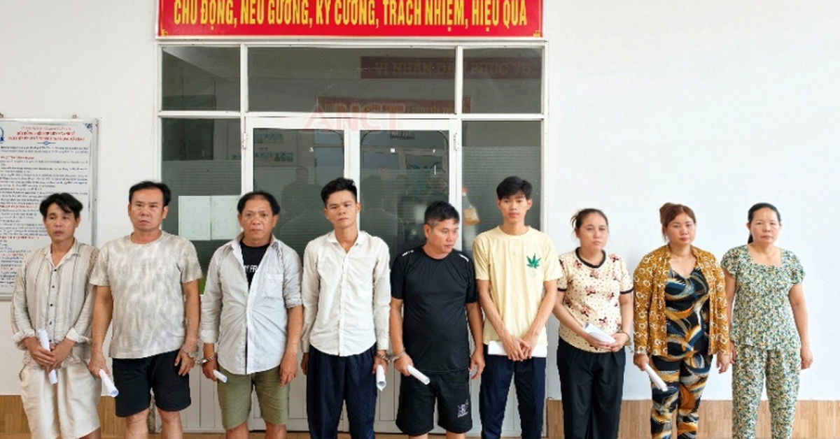 Thi hành lệnh bắt tạm giam Nguyễn Thị Em SN 1991 và 8 người khác