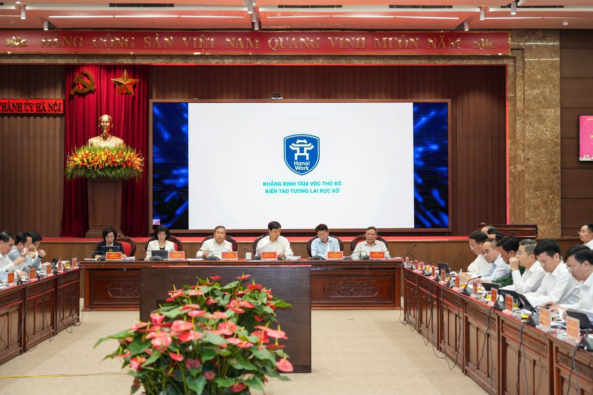 Hà Nội “chấm điểm” cán bộ trên nền tảng HanoiWork, kỳ vọng giảm 25% thời gian họp