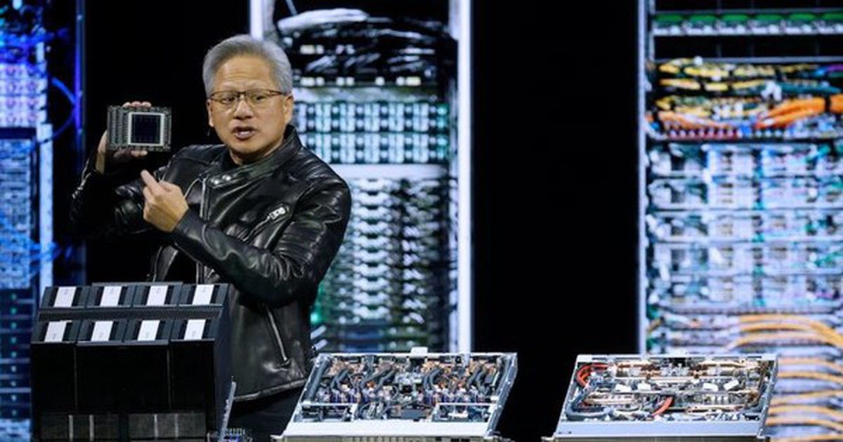 NVIDIA bỏ xa đối thủ 9 lần trong bài kiểm tra AI Jensen Huang gọi là "khắt khe nhất", và lý do không phải chip Blackwell mới
