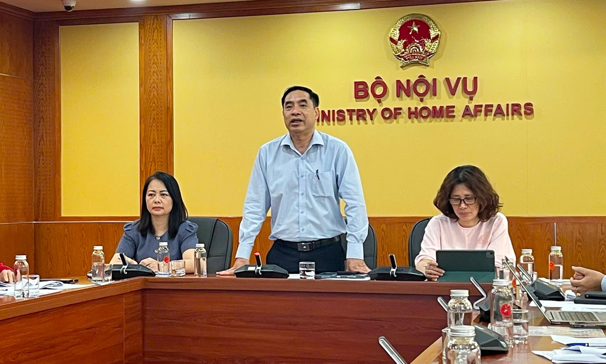 Bộ Nội vụ: Không có chủ trương hoán đổi để nghỉ 9 ngày dịp Giỗ Tổ và 30/4-1/5