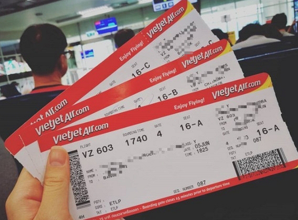 Vì sao mua vé máy bay 0 đồng vẫn phải trả thêm tiền?