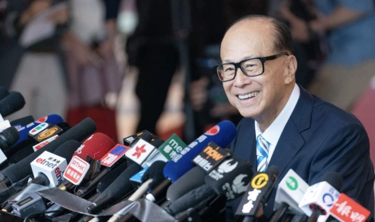 Tỷ phú Lý Gia Thành nói thẳng: Thời nay giữ tiền mặt là “khờ”, đổi sang 4 TÀI SẢN này để "đẻ ra tiền" 10 năm tới không phải lo nghĩ