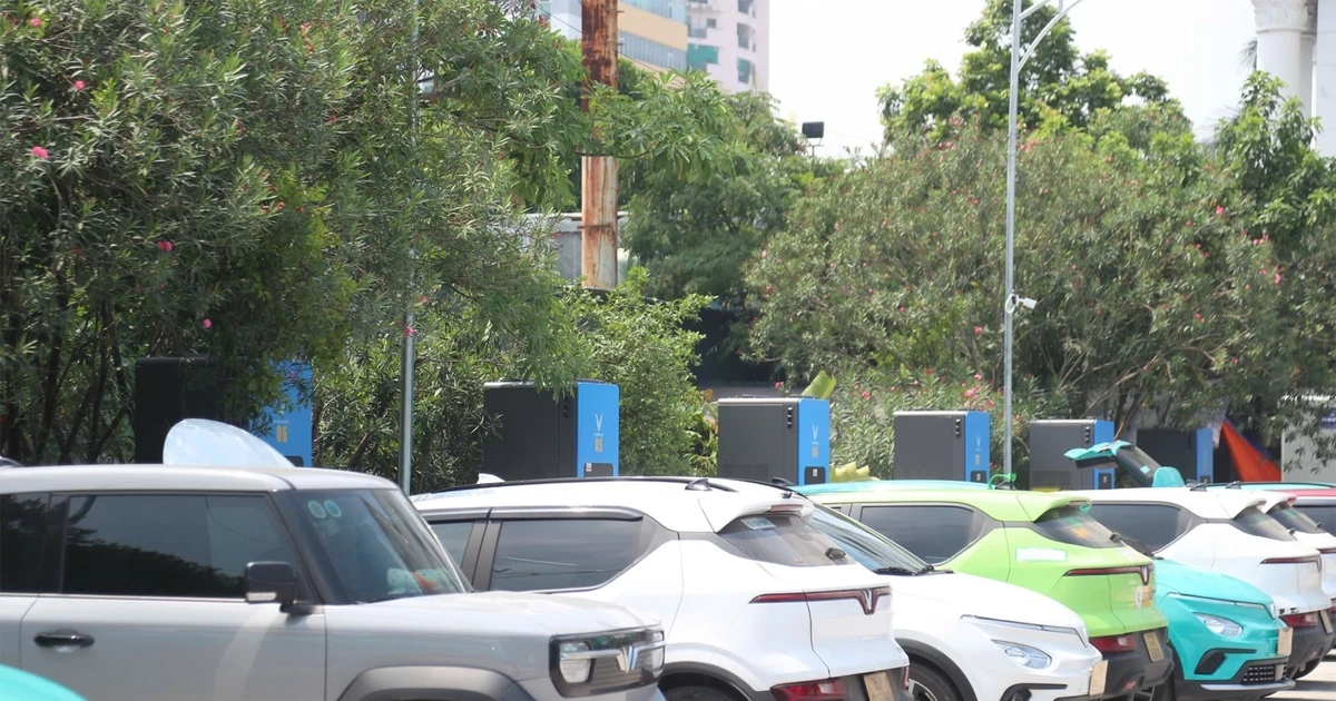 Đề xuất "khai tử" tem kiểm định màu xanh