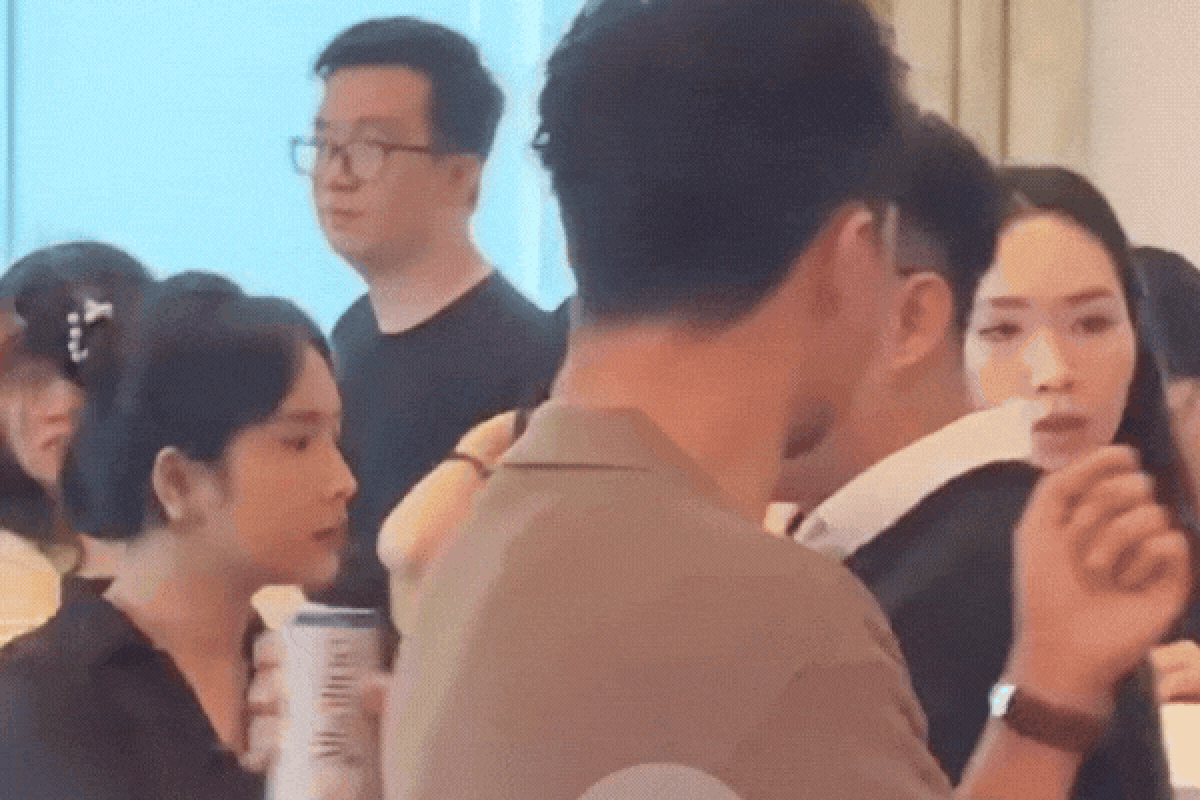 Mỹ nam Việt có đôi mắt tình hơn vạn bức thư tình: Đẹp không thể tin nổi, nhìn một cái là xiêu lòng