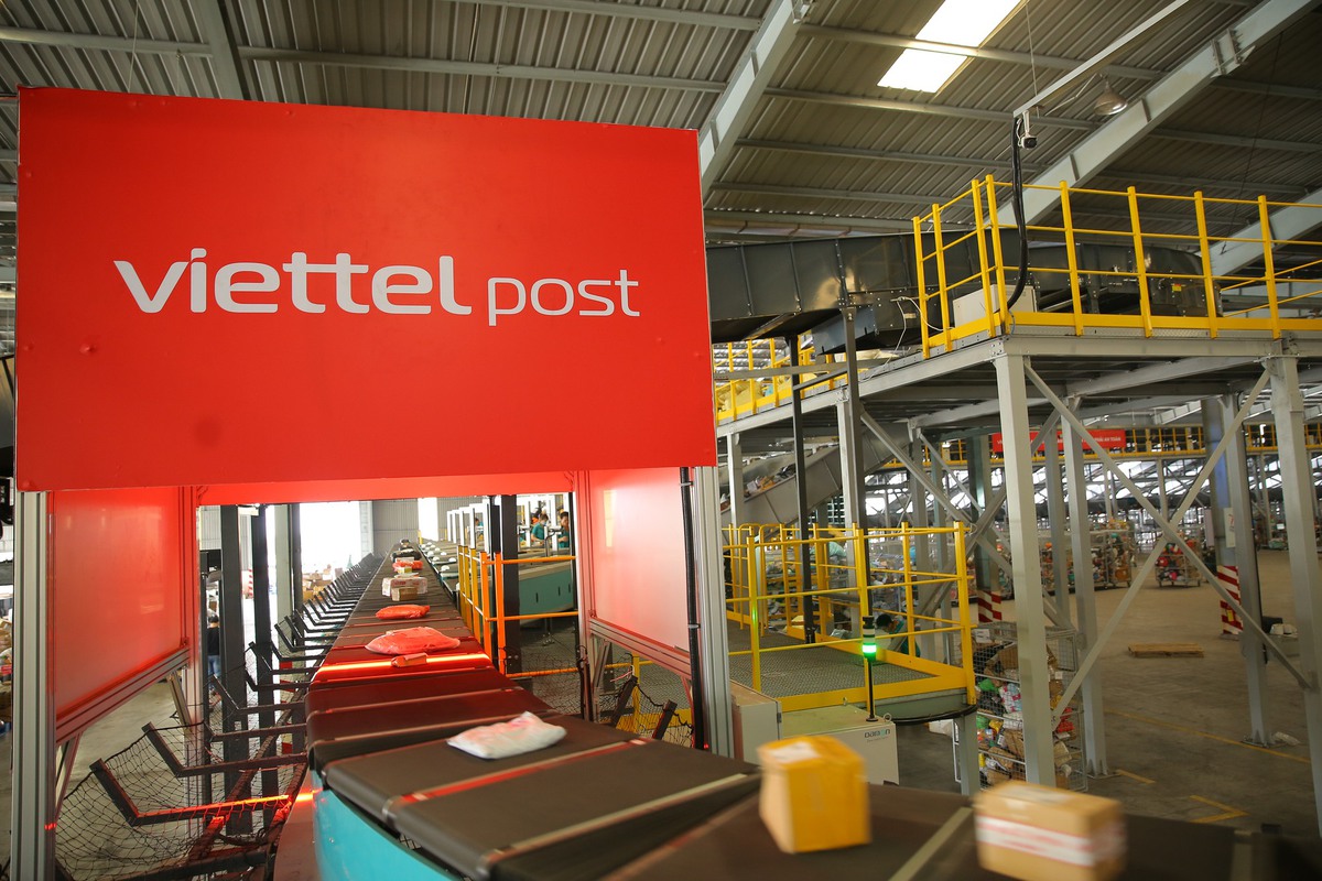 Viettel Post thông báo tăng phụ phí xăng dầu từ 6/4, mức cụ thể ra sao?