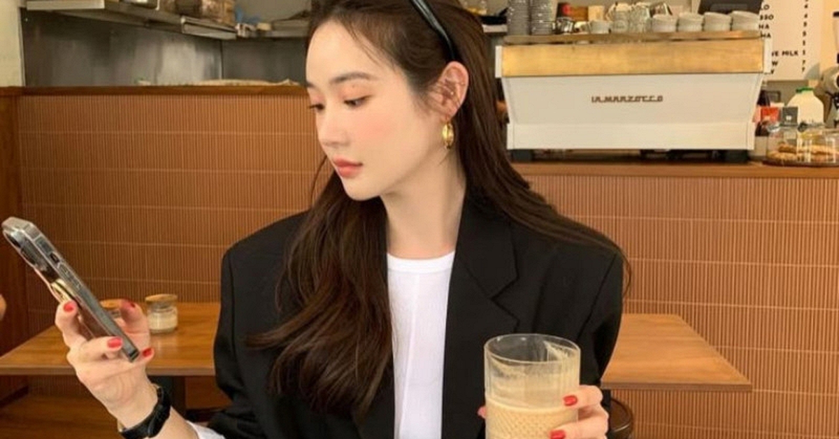 Vì sao ngày càng có nhiều người dùng 2-3 tài khoản ngân hàng cùng lúc?