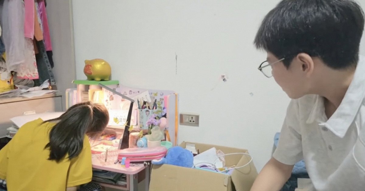 Clip nam sinh khóc nức nở khiến 15 nghìn cư dân mạng Việt đồng cảm vô cùng: Ai ở hoàn cảnh này mới hiểu!