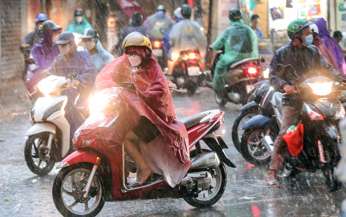 Tin cảnh báo mưa dông ở miền núi, trung du Bắc ...