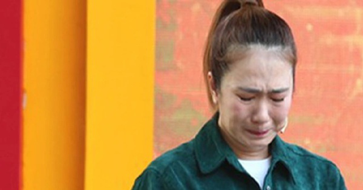 Nữ MC nổi tiềng miền Nam cầm hàng chục triệu đi quay, bị nói hay đi xin tiền